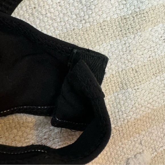 Saints and Hearts black v square neck tank bodysuit size large - Picture 11 of 12